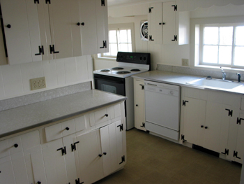 Kitchen, 1950's style, new appliances